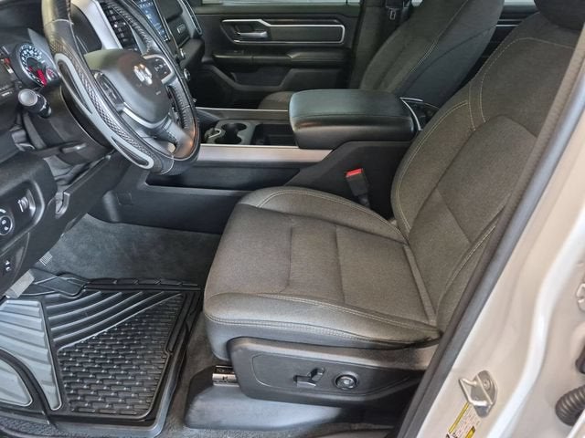 2020 RAM 1500 Big Horn Crew Cab 4x4 5'7" Box