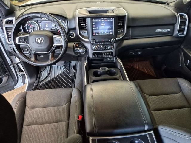 2020 RAM 1500 Big Horn Crew Cab 4x4 5'7" Box