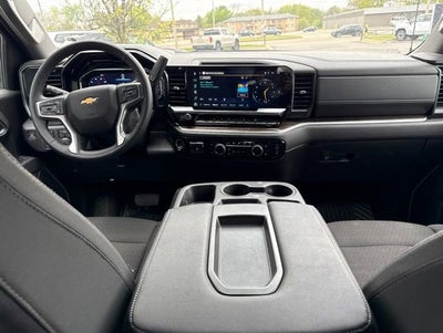 2025 Chevrolet Silverado 1500 LT (2FL)