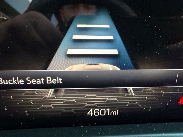 2024 GMC Acadia Elevation