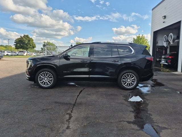 2024 GMC Acadia Denali