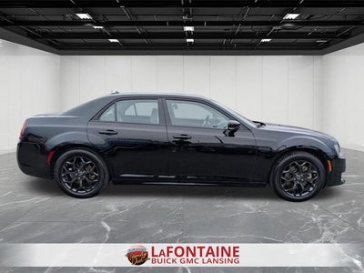 2022 Chrysler 300 Touring L
