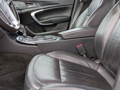 2013 Buick Regal Premium 1