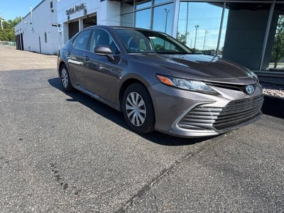 2024 Toyota Camry Hybrid LE