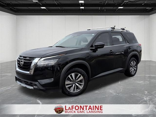 2023 Nissan Pathfinder SL 4WD