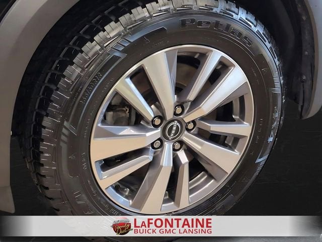 2023 Nissan Pathfinder SL 4WD