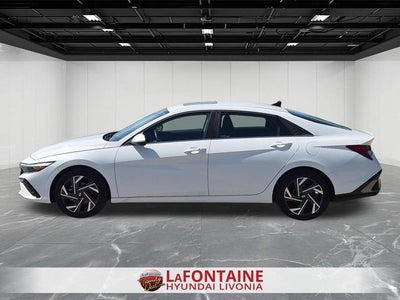 2025 Hyundai Elantra SEL Convenience