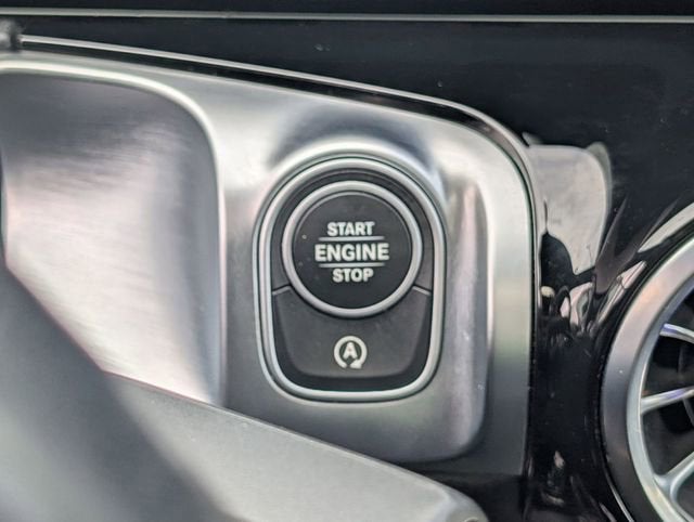 2025 Mercedes-Benz GLB GLB 250