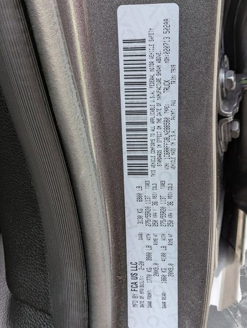 2020 RAM 1500 Big Horn Crew Cab 4x4 5'7" Box