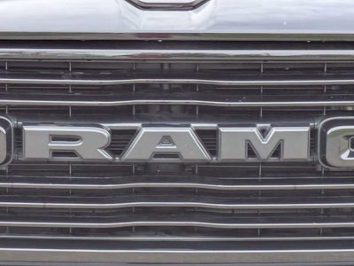 2020 RAM 1500 Big Horn Crew Cab 4x4 5'7" Box