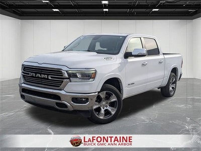 2020 RAM 1500 Laramie Crew Cab 4x4 5'7" Box