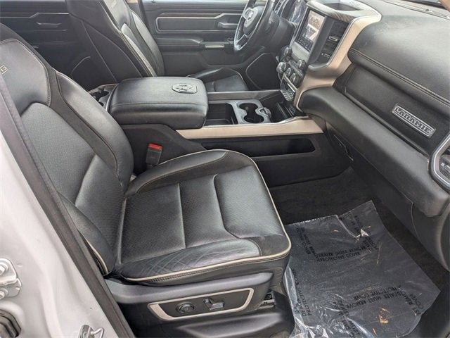 2020 RAM 1500 Laramie Crew Cab 4x4 5'7" Box