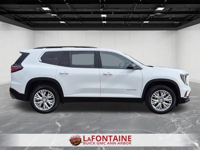 2024 GMC Acadia Elevation