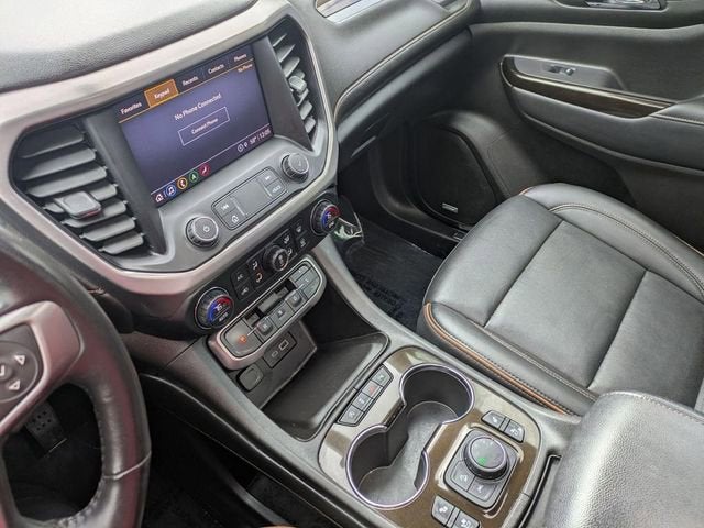 2021 GMC Acadia AT4