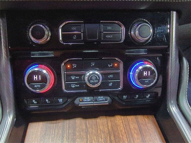 2024 GMC Yukon XL Denali Ultimate