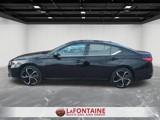 2025 Nissan Altima SR FWD