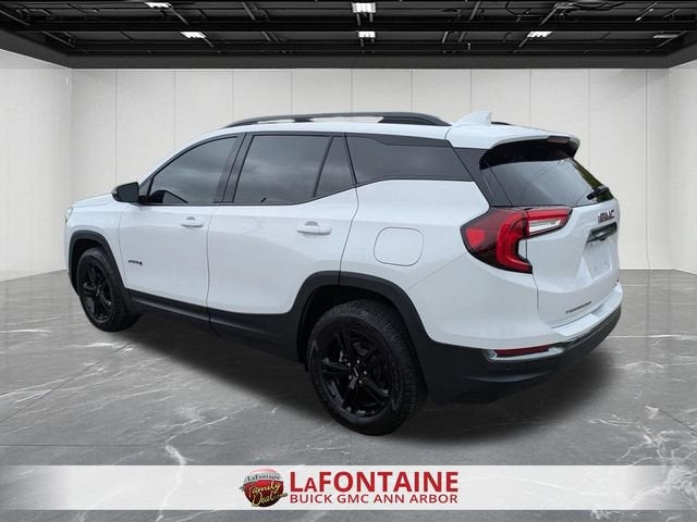 2024 GMC Terrain AT4