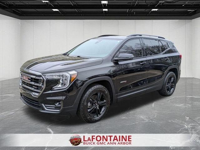 2023 GMC Terrain AT4