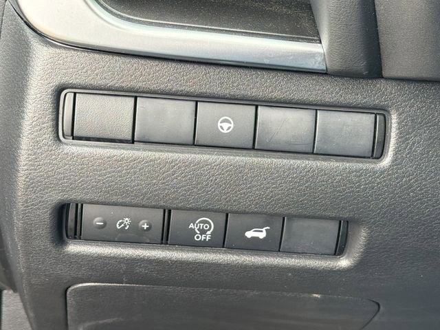 2025 Nissan Rogue SV FWD