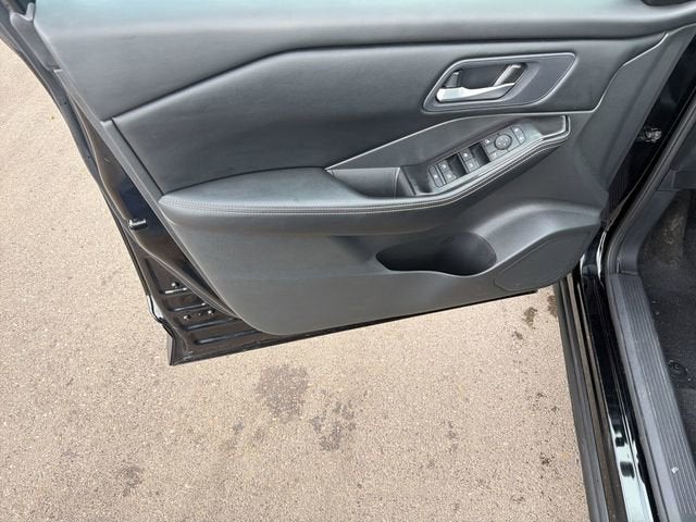 2025 Nissan Rogue SV FWD