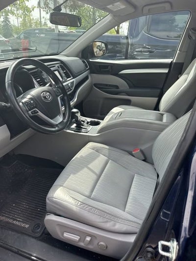 2015 Toyota Highlander LE
