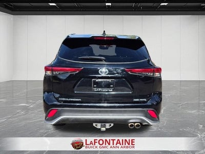 2022 Toyota Highlander XSE