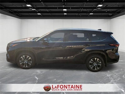 2024 Toyota Highlander XLE