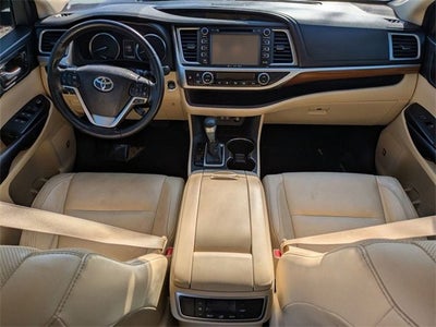 2017 Toyota Highlander Limited