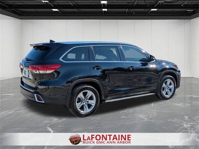 2017 Toyota Highlander Limited