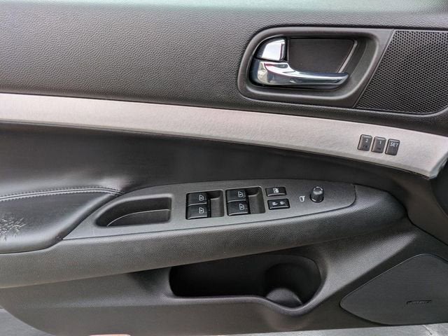 2009 INFINITI G37x x