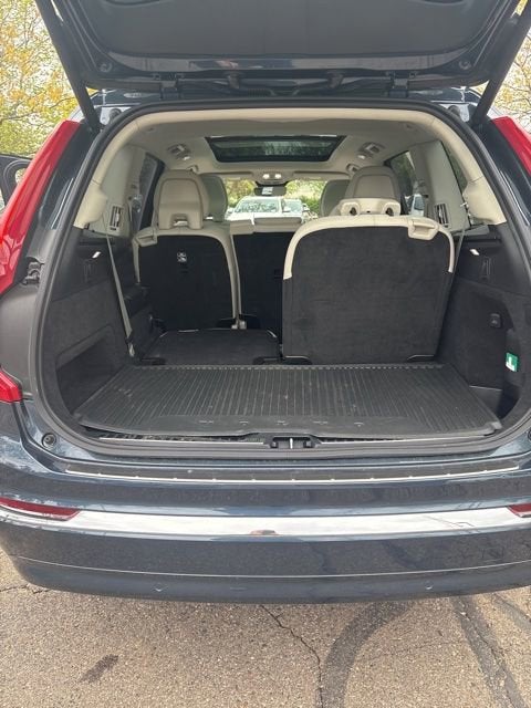 2024 Volvo XC90 B5 Plus Bright Theme