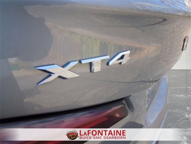 2023 Cadillac XT4 Premium Luxury