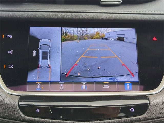 2022 Cadillac XT5 Premium Luxury