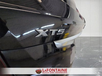 2023 Cadillac XT5 Premium Luxury