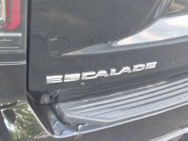 2022 Cadillac Escalade Luxury