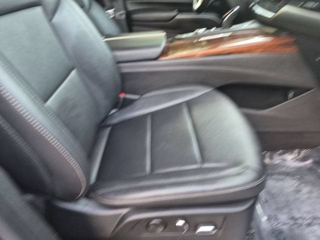 2022 Cadillac Escalade Luxury