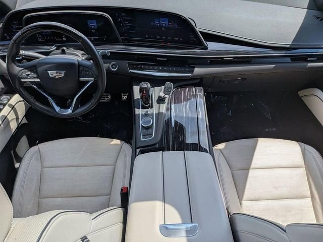 2023 Cadillac Escalade Sport