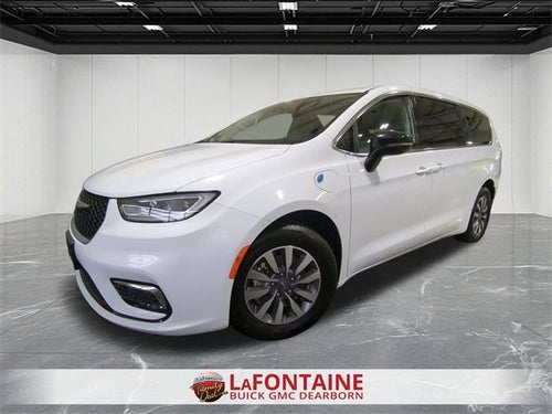 2024 Chrysler Pacifica Hybrid Select