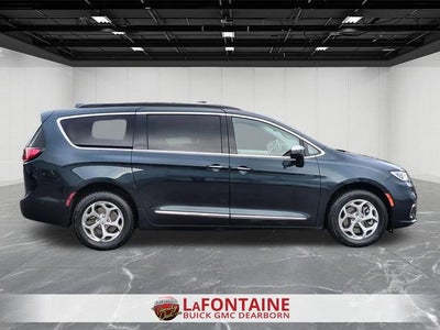 2022 Chrysler Pacifica Limited