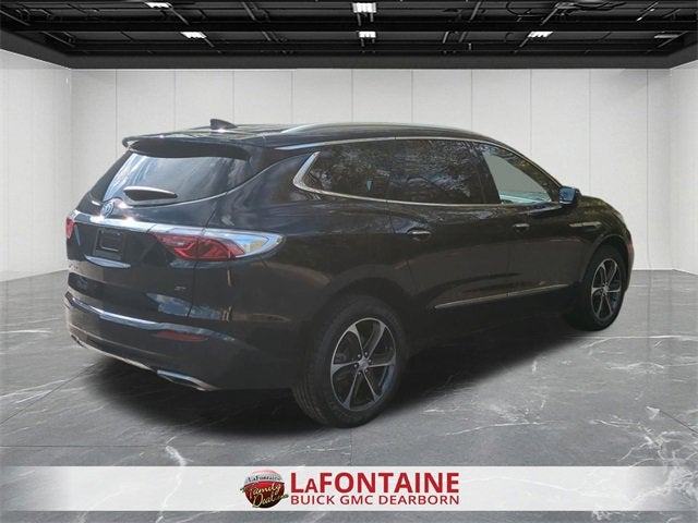 2022 Buick Enclave Essence