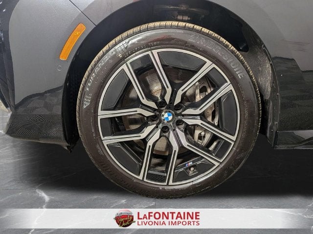2023 BMW 760 i xDrive
