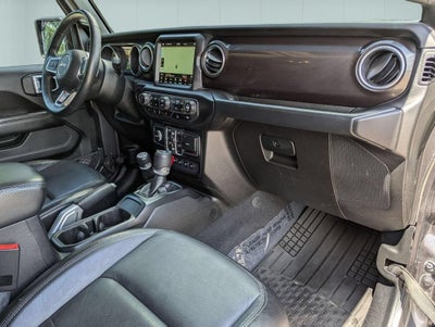 2019 Jeep Wrangler Unlimited Sahara Altitude 4x4