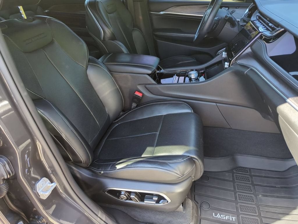 2022 Jeep Grand Cherokee L Overland 4x4