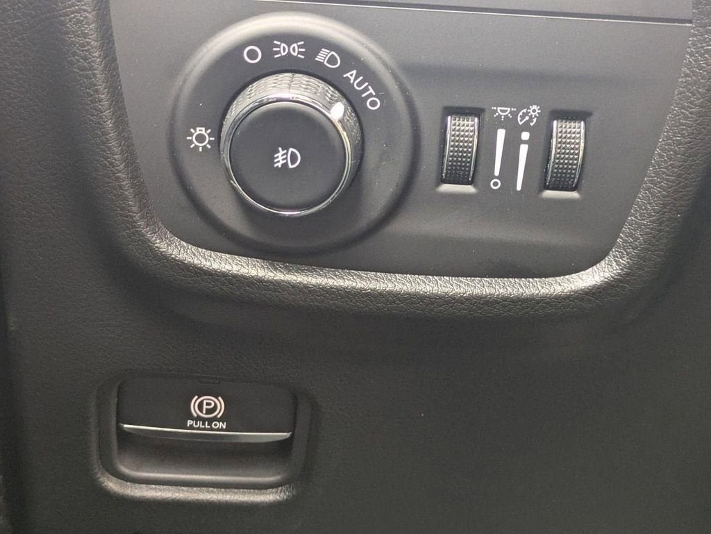 2023 Jeep Grand Cherokee L Summit 4x4