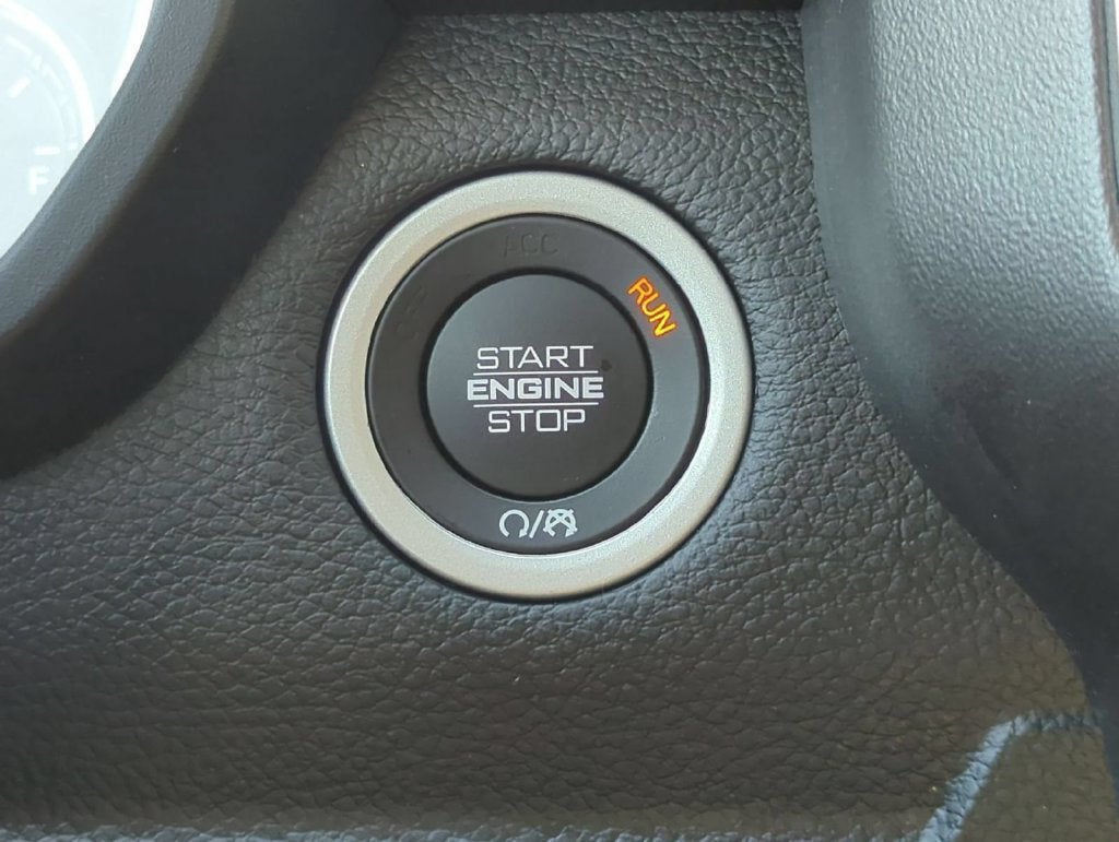 2020 RAM 1500 Big Horn Crew Cab 4x4 5'7" Box