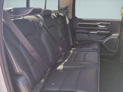 2020 RAM 1500 Laramie Crew Cab 4x4 5'7" Box