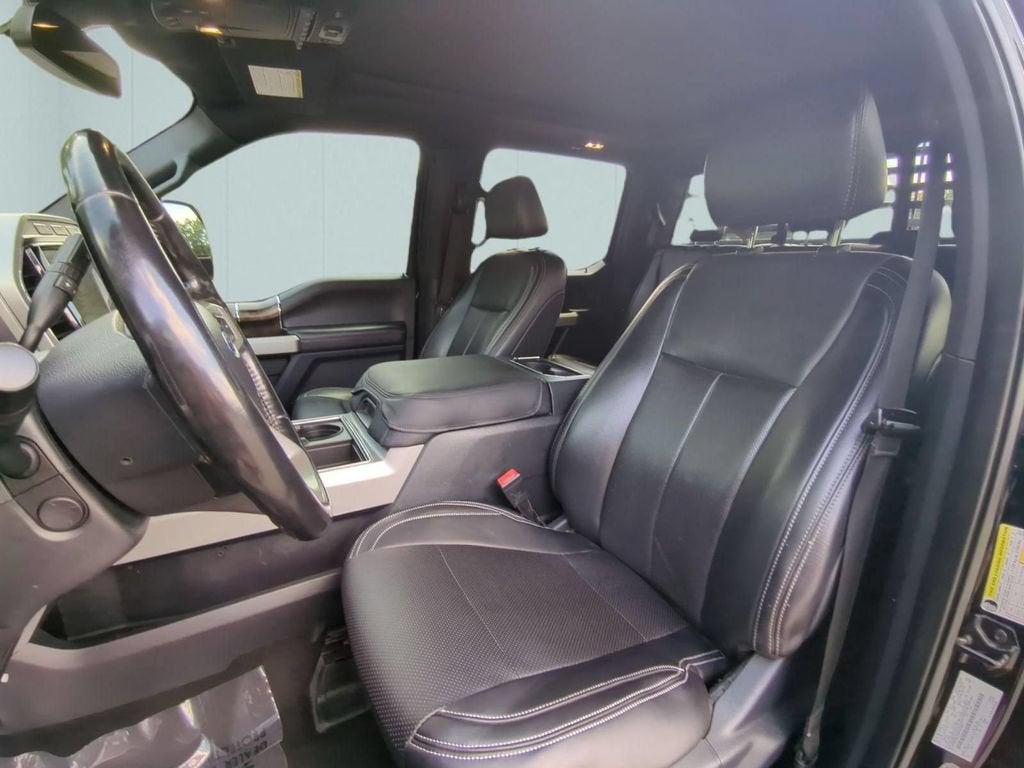 2022 Ford F-350 LARIAT