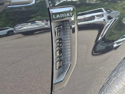 2022 Ford F-350 LARIAT