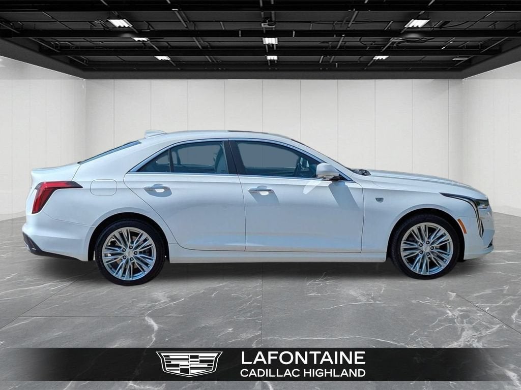 2025 Cadillac CT4 Premium Luxury