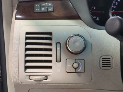 2008 Cadillac DTS w/1SD